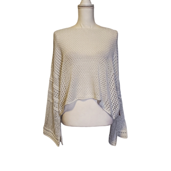 LC Lauren Conrad White Pointelle Crop Bell Sleeve Sweater - Picture 2 of 13